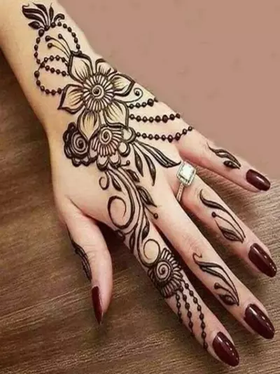Criss Cross Dots Arabic Mehndi  Design