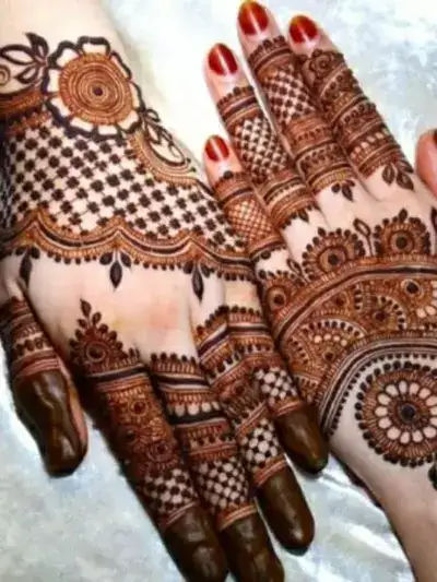 Flower Vine Arabic Mehndi