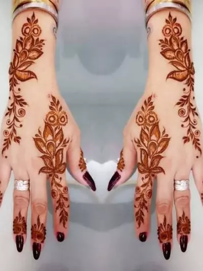 Indo-Western Arabic Mehndi Design