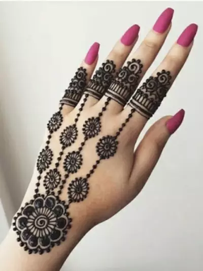 Knuckle Rings Arabic Mehndi Design