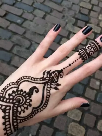 Minimalist Bohemia Arabic Mehndi