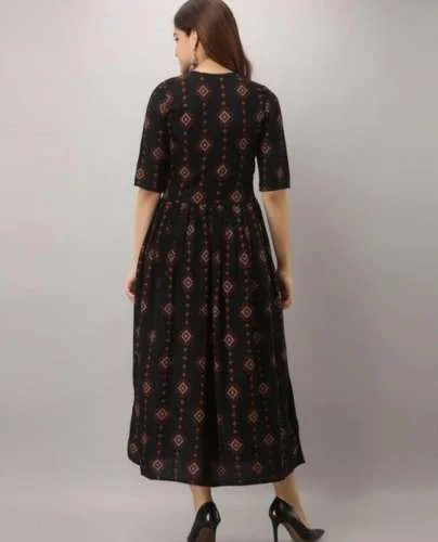 Closed Neck Kurti back