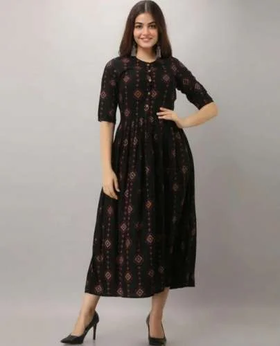 Closed Neck Kurti front