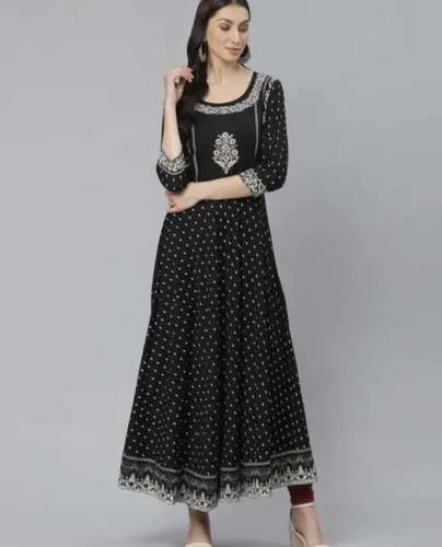 Partially Scooped Neck Kurti front