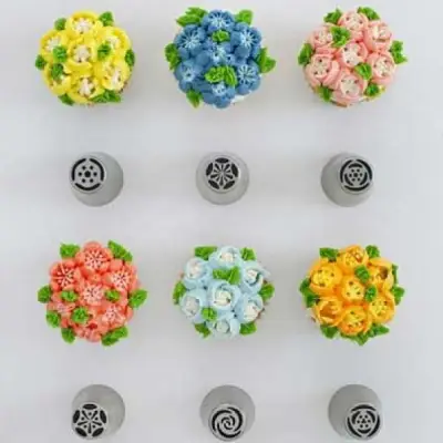 Piped Flower Bouquet